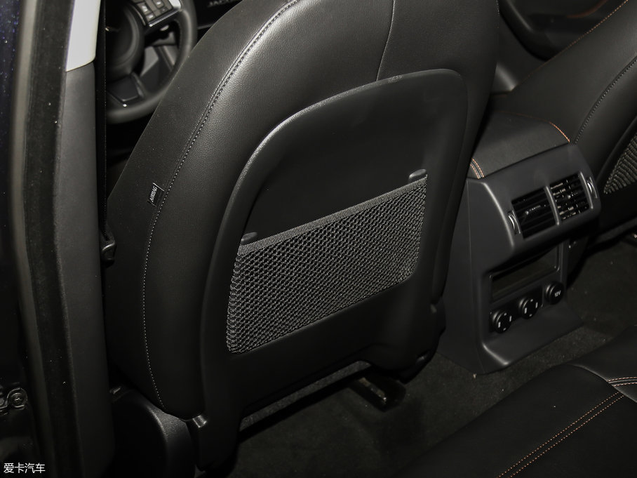 2018ݱF-PACE 2.0T 򌶼