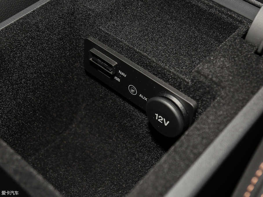 2018ݱF-PACE 2.0T (q)