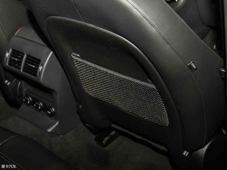 2018ݱF-PACE 2.0T 򌶼