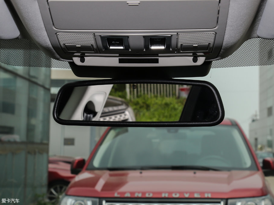 2018ݱF-PACE 2.0T 򌶼