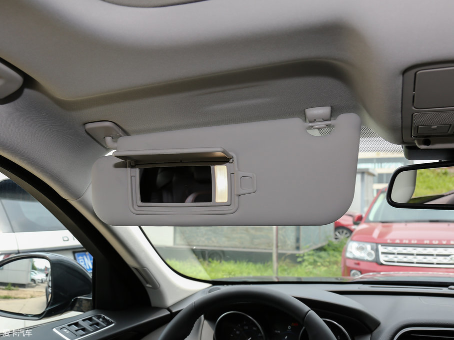 2018ݱF-PACE 2.0T 򌶼