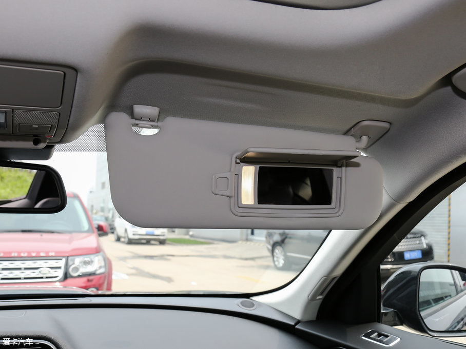 2018ݱF-PACE 2.0T 򌶼