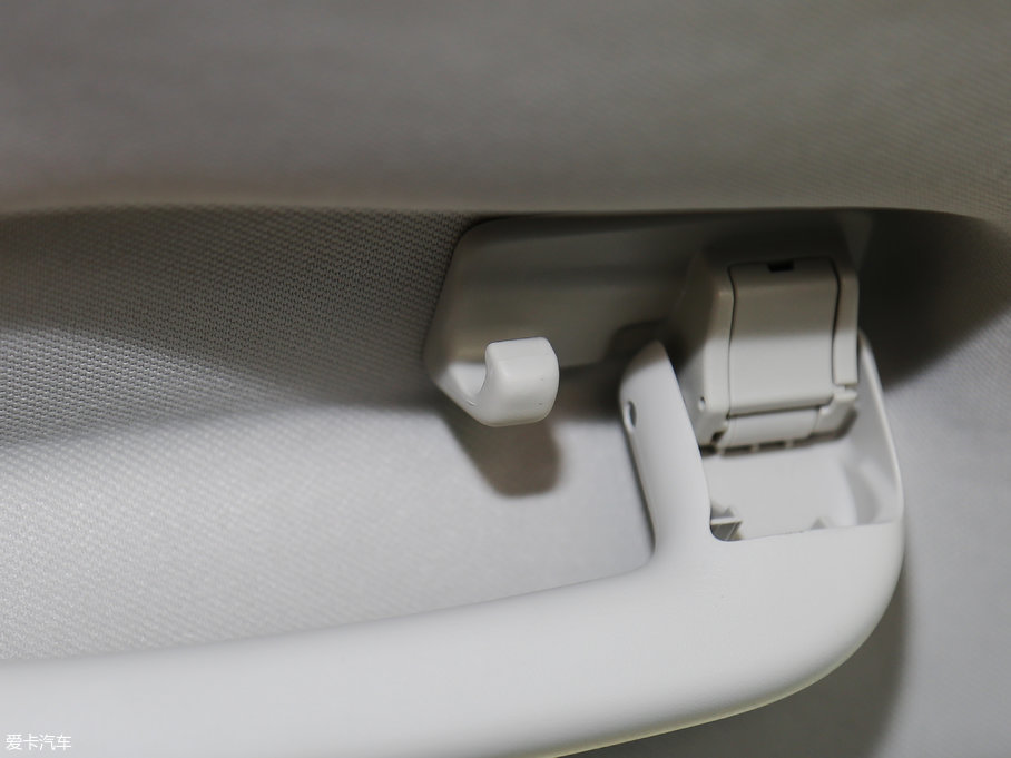 2018ݱF-PACE 2.0T (q)