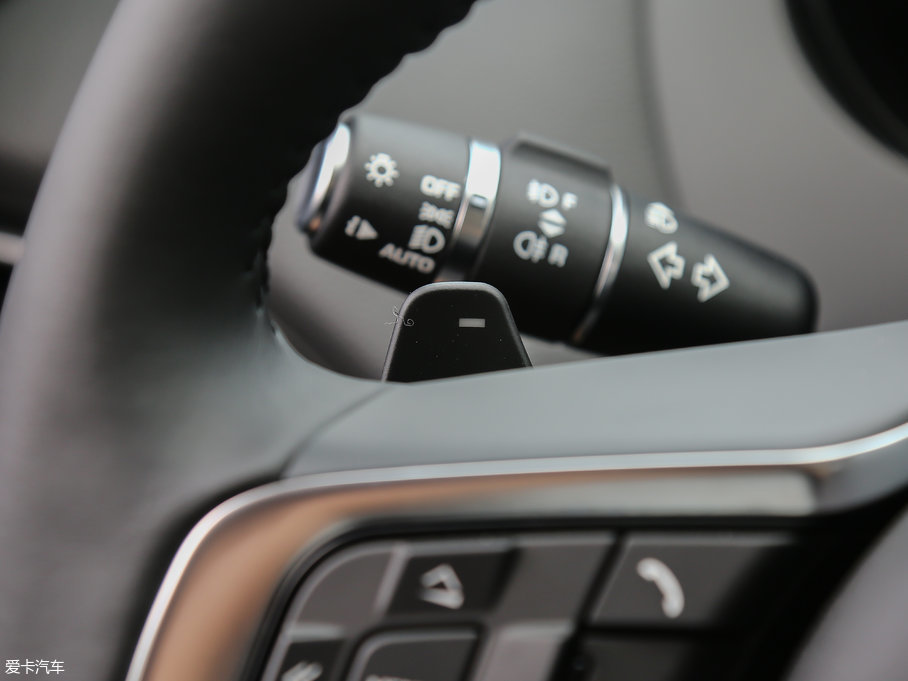 2018ݱF-PACE 2.0T 򌶼