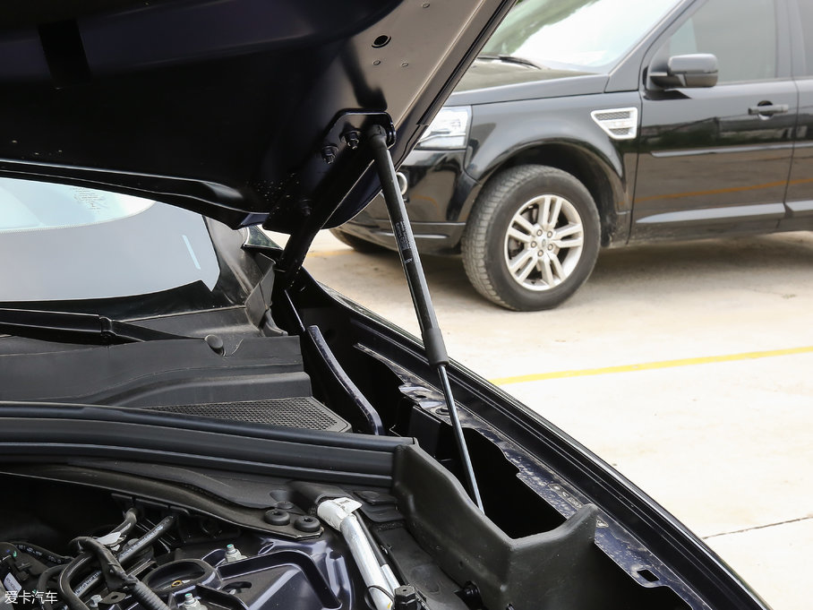 2018ݱF-PACE 2.0T (q)