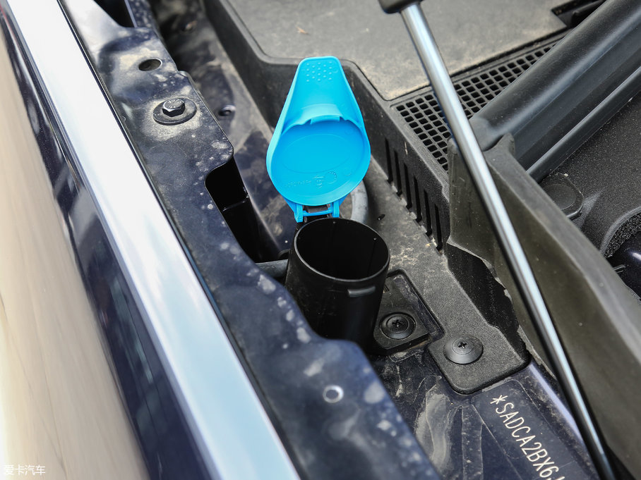 2018ݱF-PACE 2.0T 򌶼