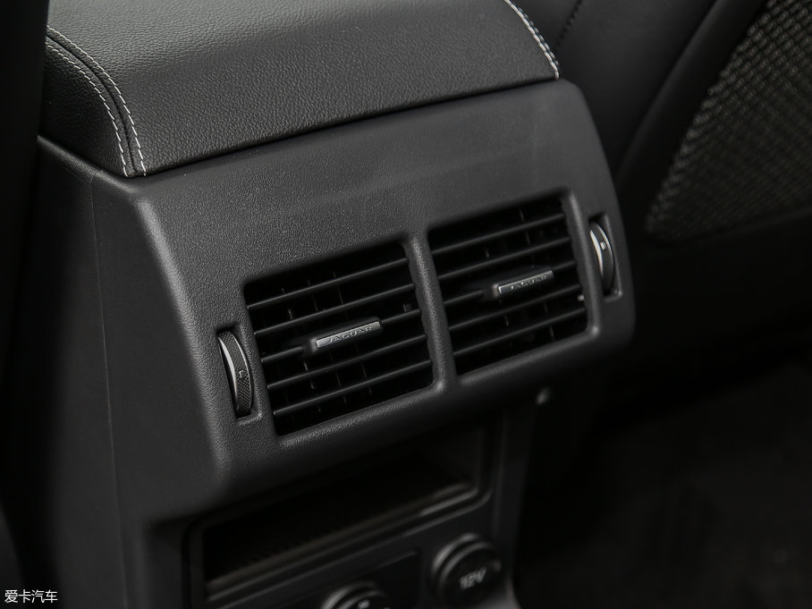 2018ݱF-PACE 3.0 SC Sܰ