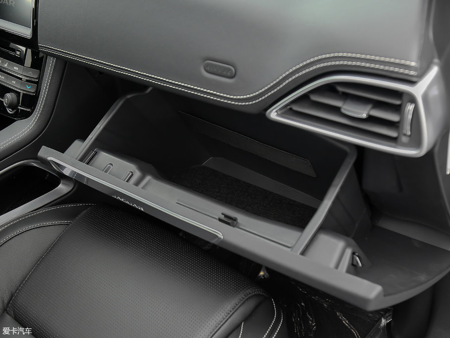 2018ݱF-PACE 3.0 SC Sܰ