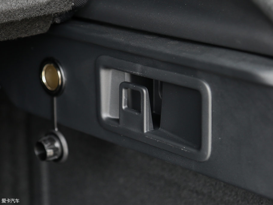 2018ݱF-PACE 3.0 SC (q)Sܰ