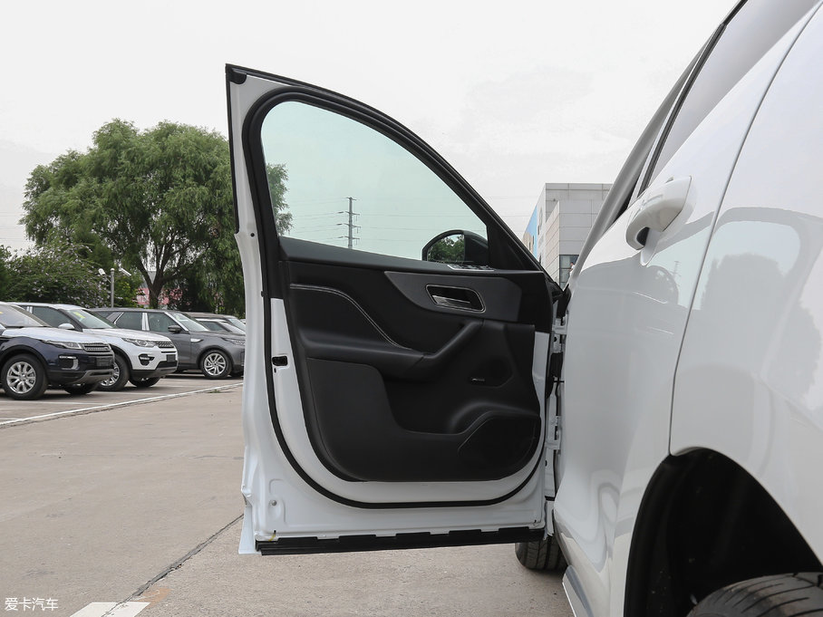 2018ݱF-PACE 3.0 SC Sܰ