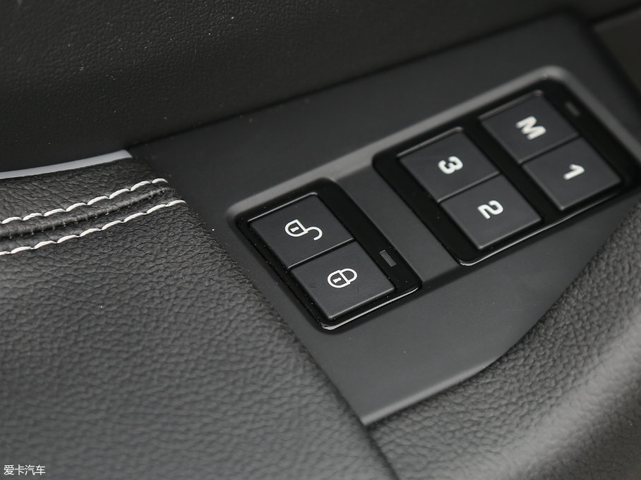 2018ݱF-PACE 3.0 SC (q)Sܰ