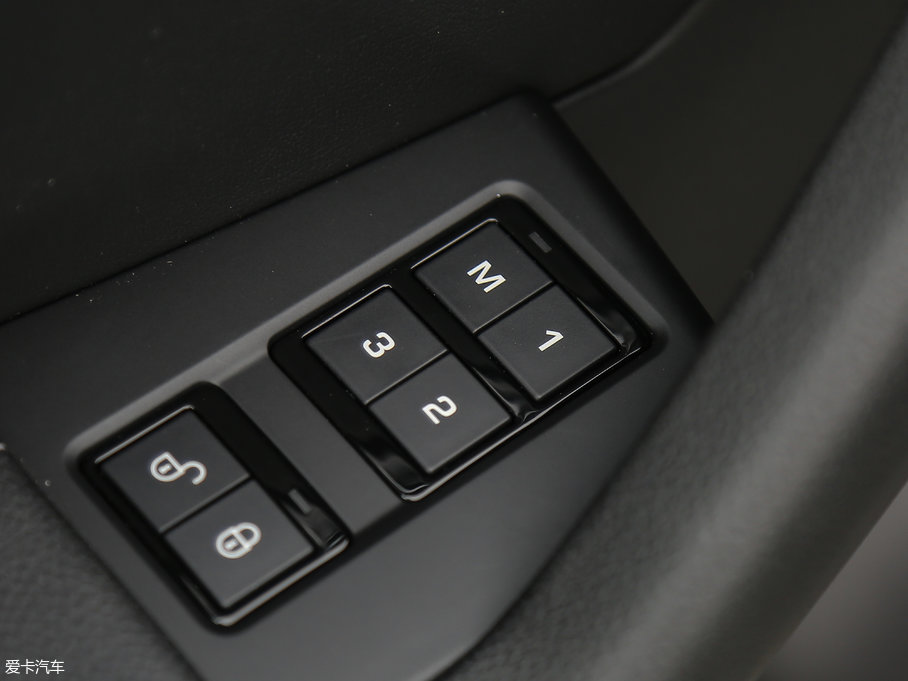 2018ݱF-PACE 3.0 SC Sܰ