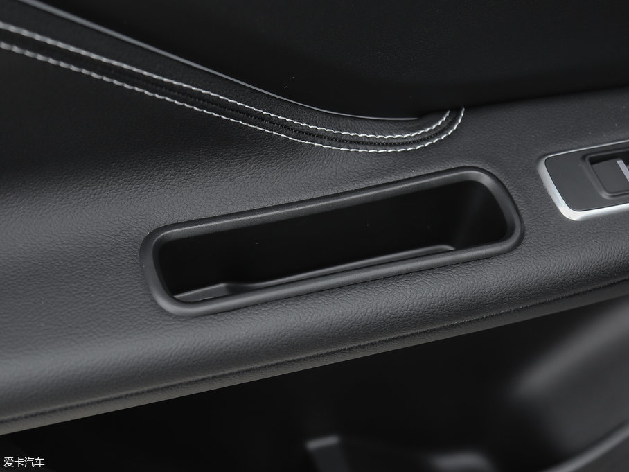 2018ݱF-PACE 3.0 SC Sܰ