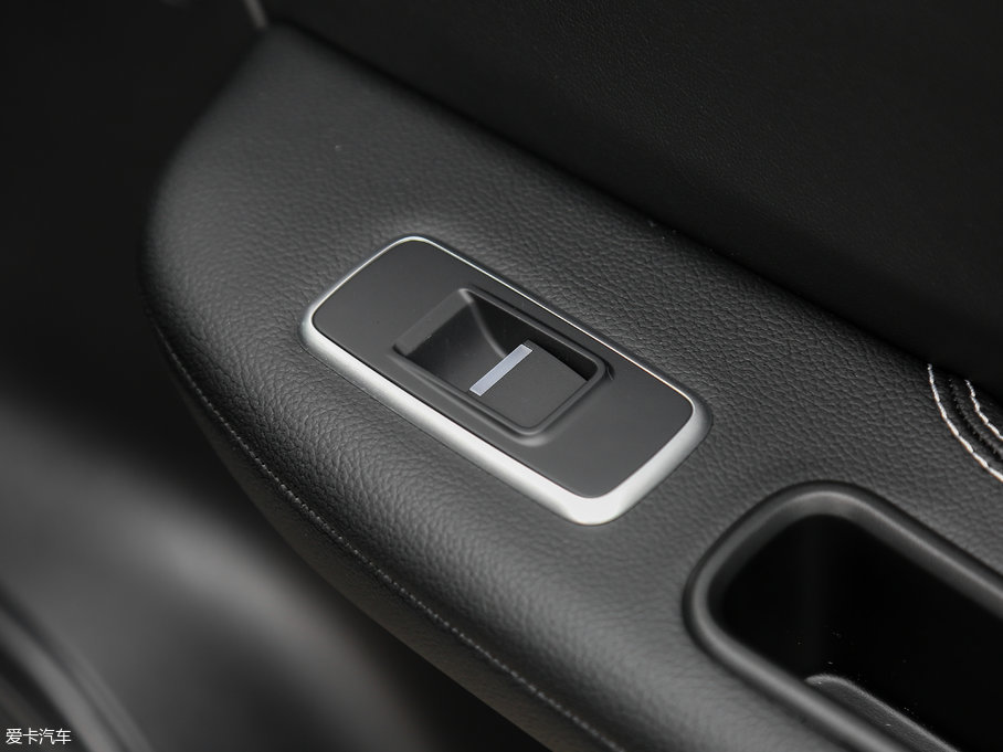 2018ݱF-PACE 3.0 SC (q)Sܰ