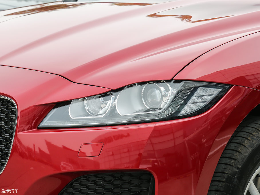 2018ݱF-PACE 2.0T 򌶼