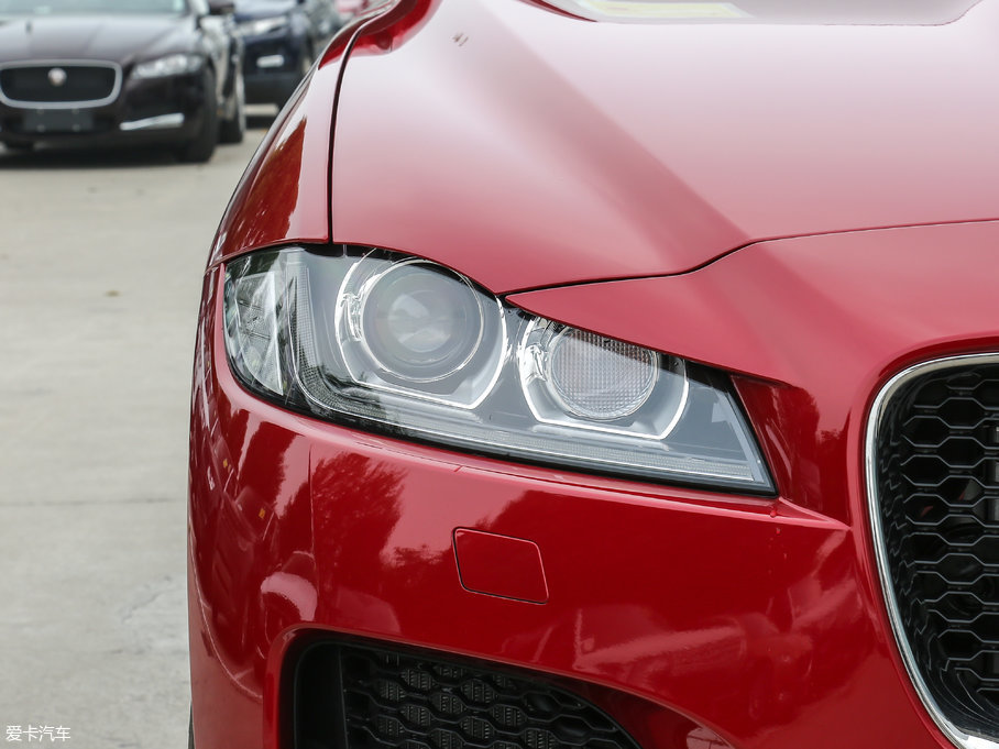 2018ݱF-PACE 2.0T 򌶼