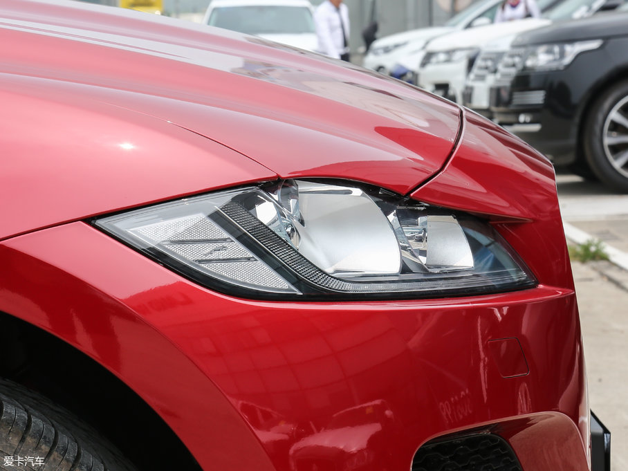 2018ݱF-PACE 2.0T 򌶼