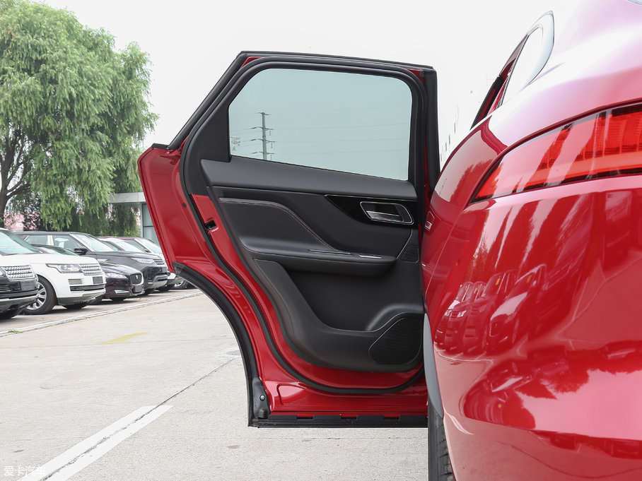 2018ݱF-PACE 2.0T 򌶼