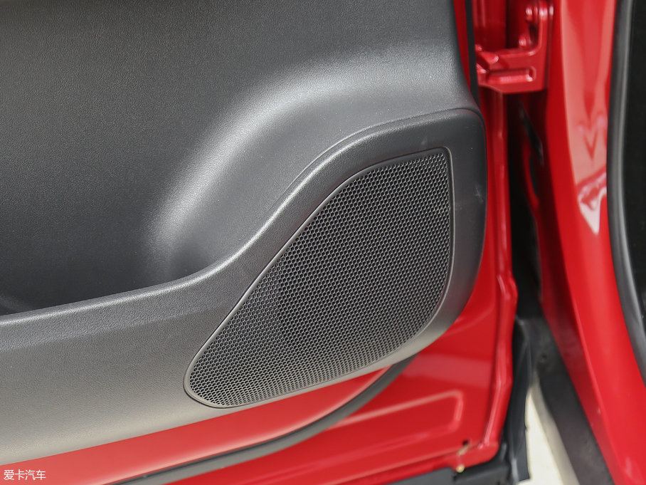 2018ݱF-PACE 2.0T (q)