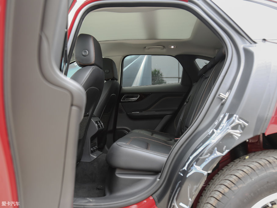 2018ݱF-PACE 2.0T (q)