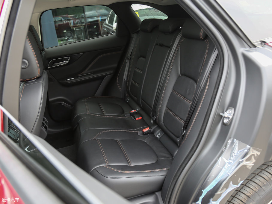 2018ݱF-PACE 2.0T (q)