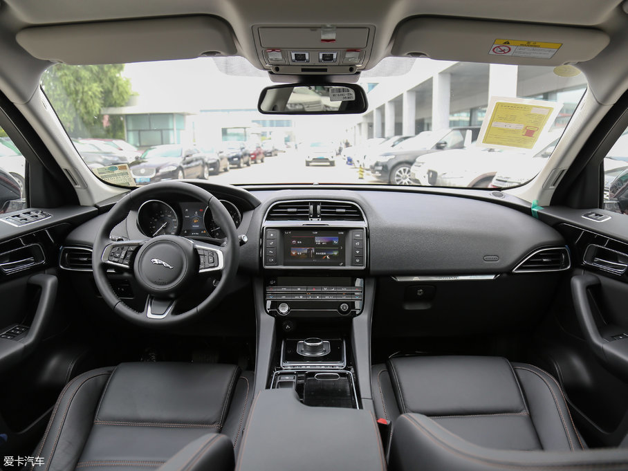 2018ݱF-PACE 2.0T (q)