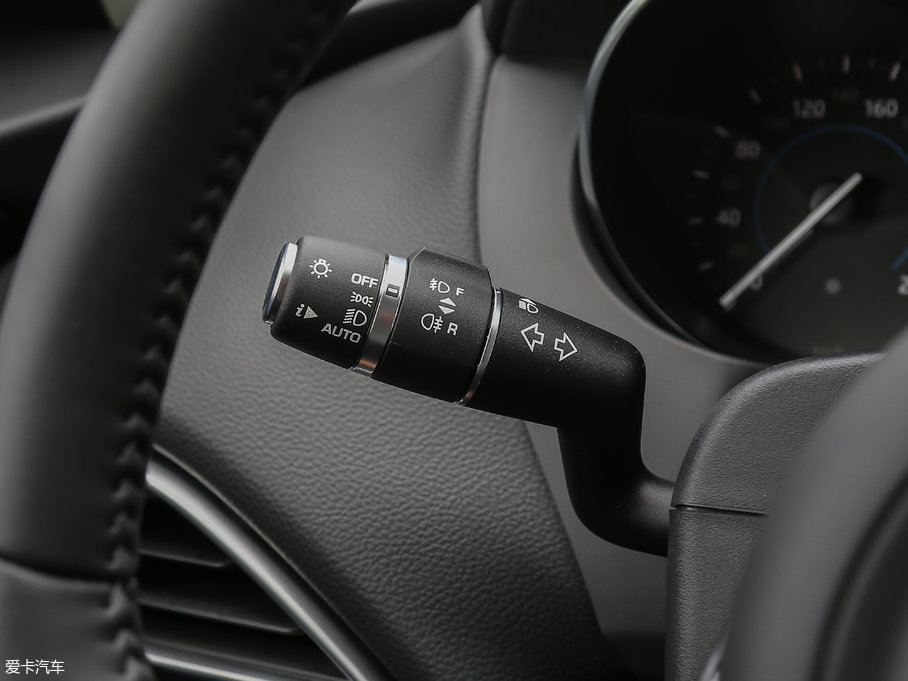 2018ݱF-PACE 2.0T 򌶼