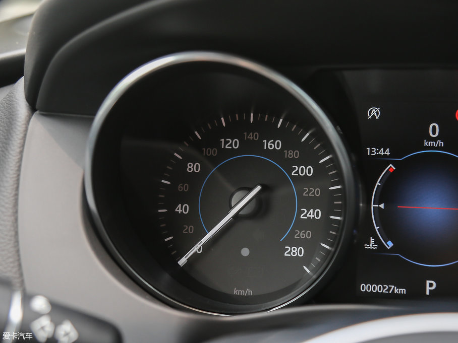 2018ݱF-PACE 2.0T 򌶼