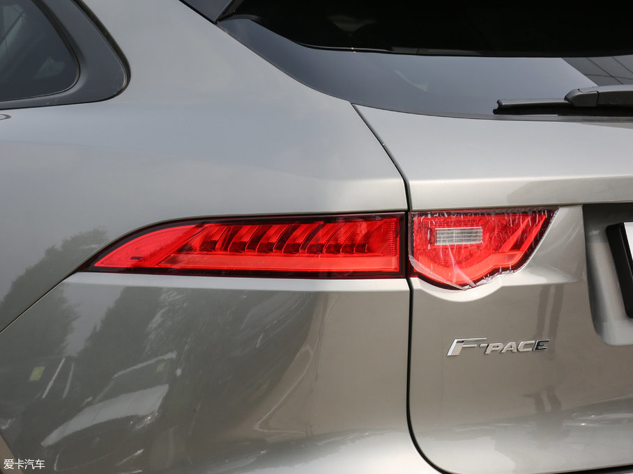 2018ݱF-PACE 2.0T 򌶼