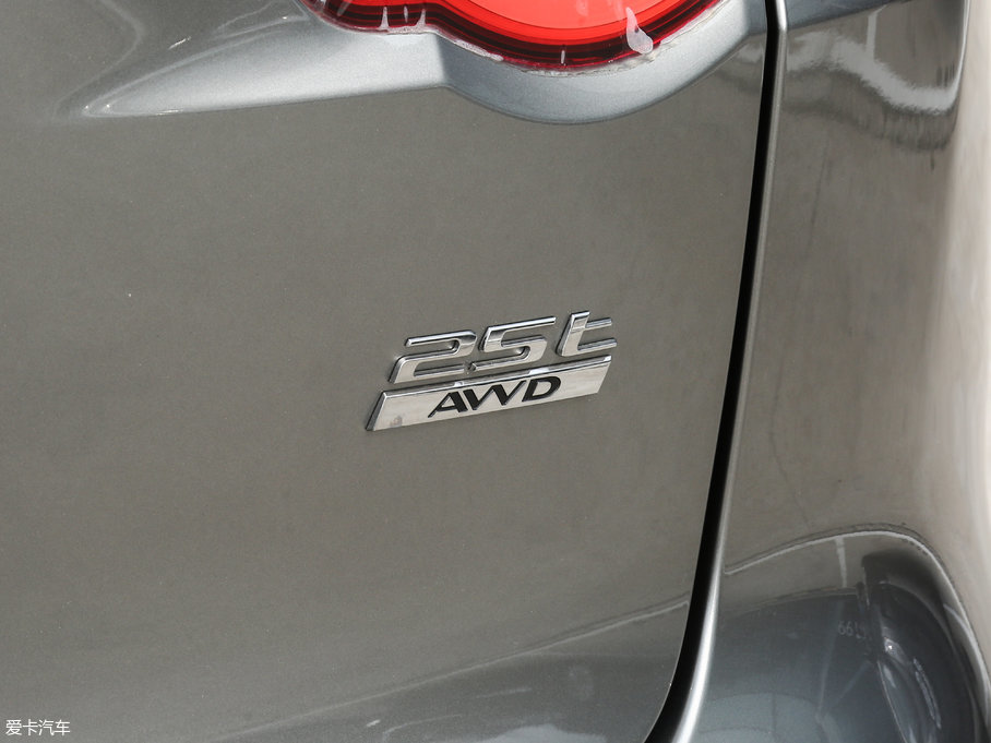 2018ݱF-PACE 2.0T (q)