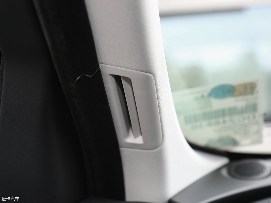 2018ݱF-PACE 2.0T 򌶼