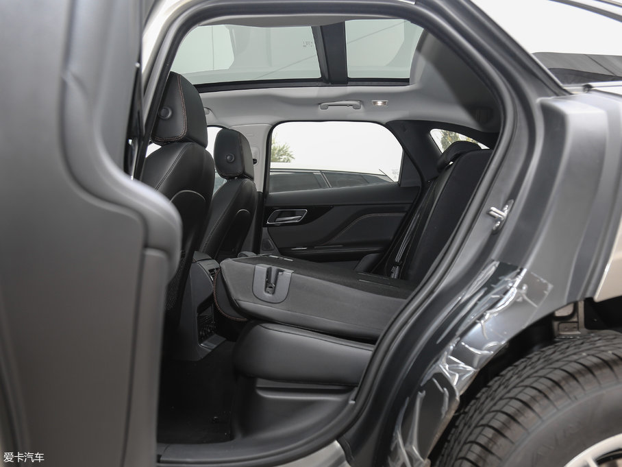 2018ݱF-PACE 2.0T (q)