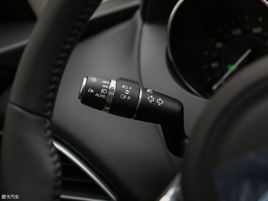 2018ݱF-PACE 2.0T 򌶼