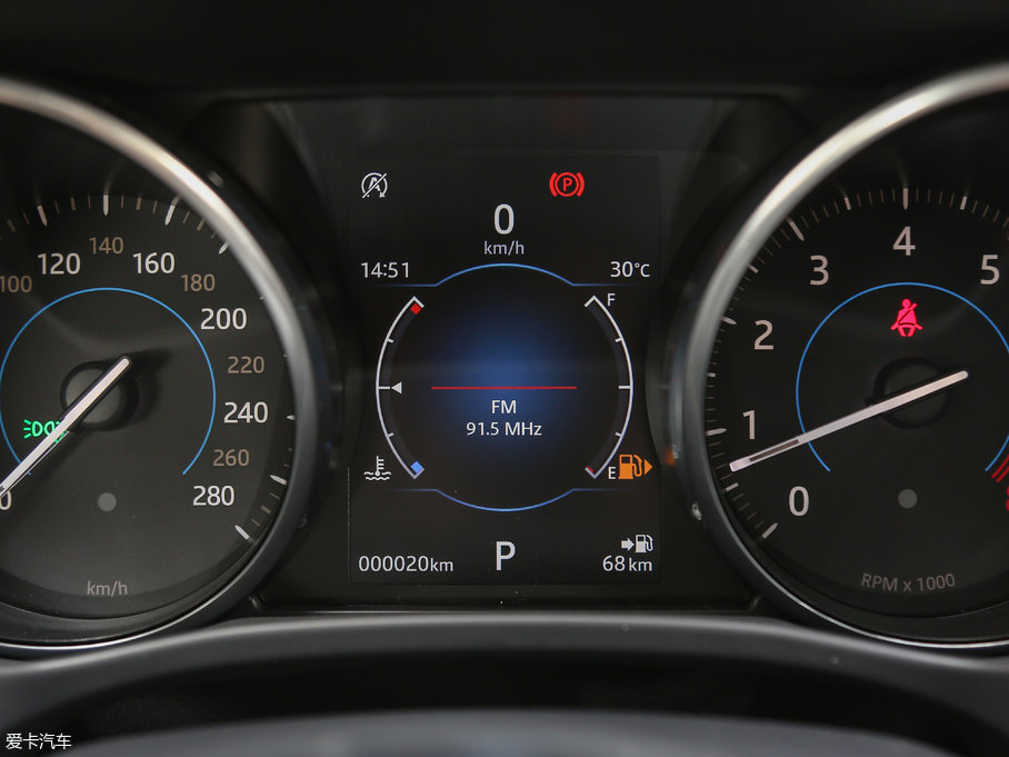 2018ݱF-PACE 2.0T 򌶼