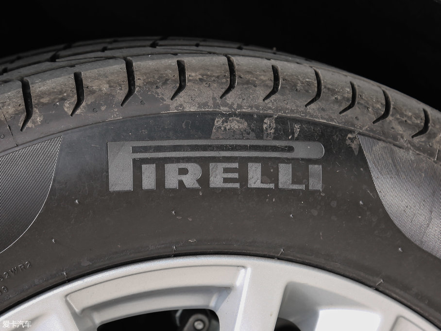 2018ݱF-PACE 2.0T 򌶼