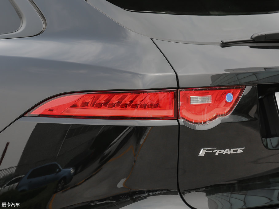 2018ݱF-PACE 2.0T 򌶼