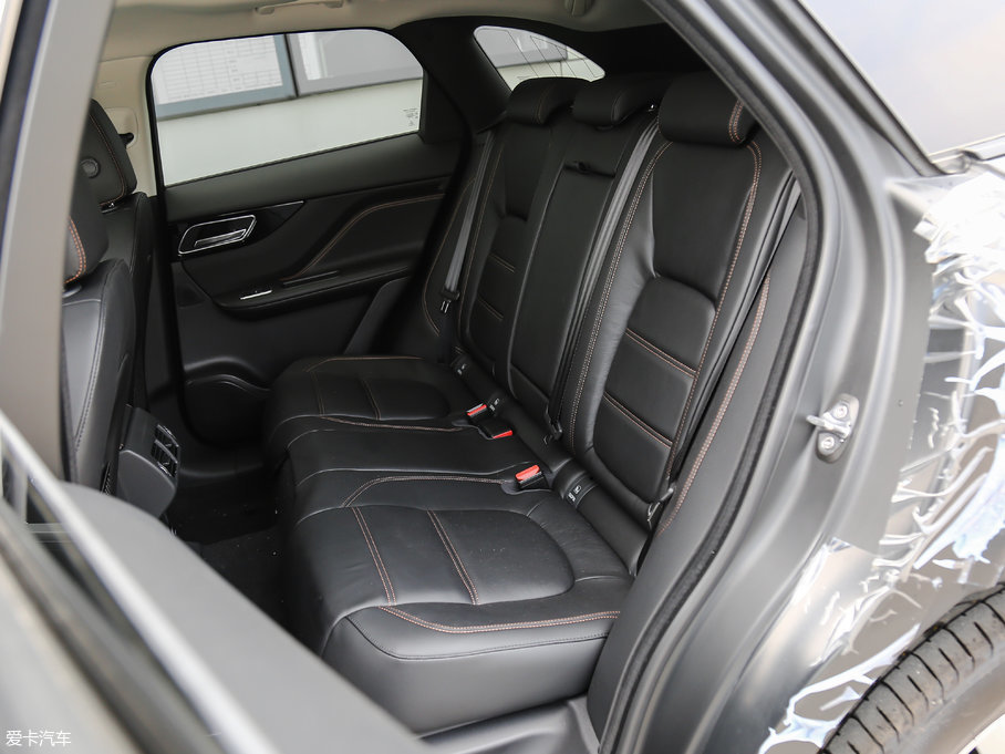 2018ݱF-PACE 2.0T 򌶼