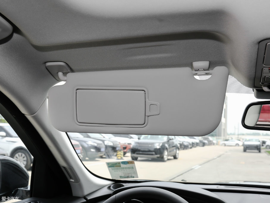 2018ݱF-PACE 2.0T 򌶼