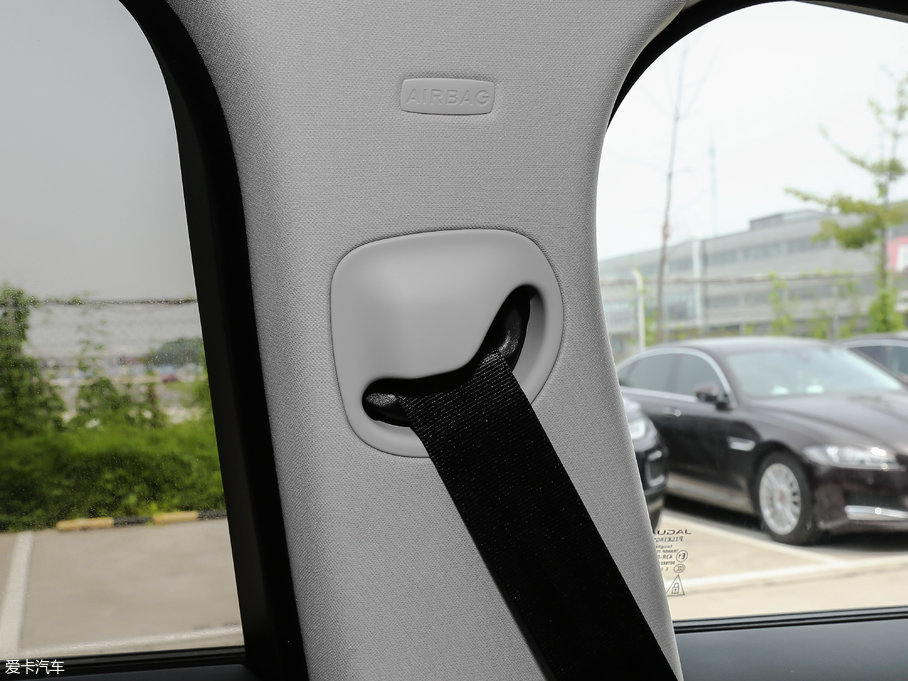 2018ݱF-PACE 2.0T 򌶼