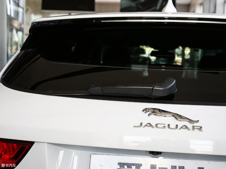 2018ݱF-PACE 2.0T 򌶼