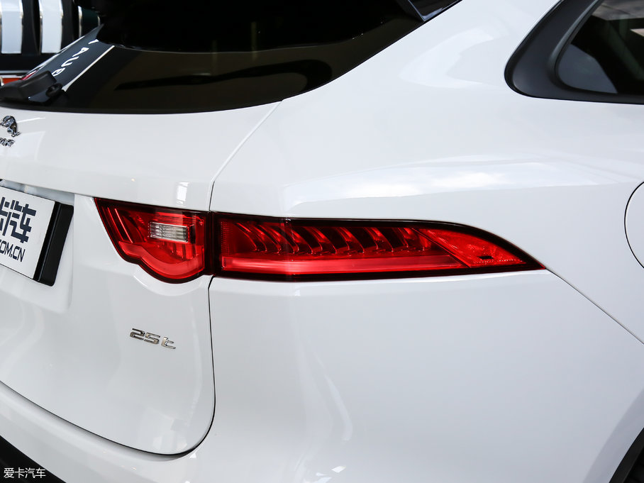 2018ݱF-PACE 2.0T 򌶼