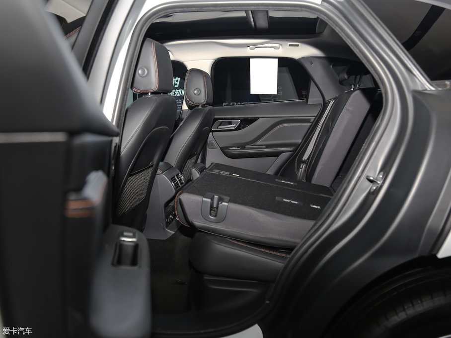 2018ݱF-PACE 2.0T (q)