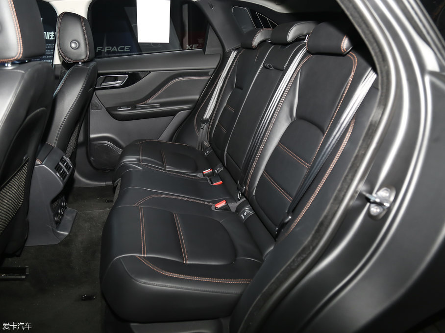 2018ݱF-PACE 2.0T 򌶼