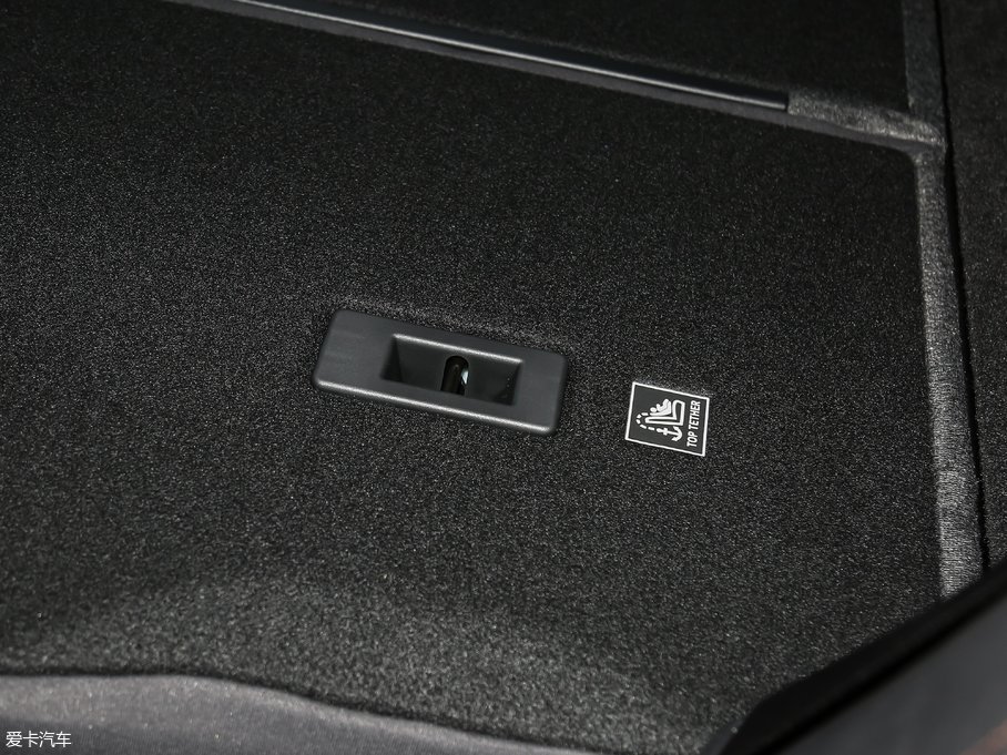 2018ݱF-PACE 2.0T (q)