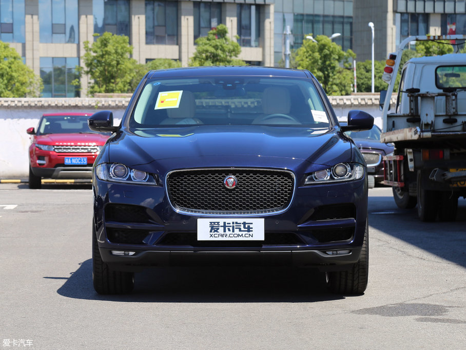 2018ݱF-PACE 2.0T 򌶼