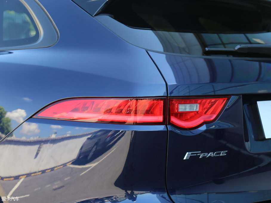 2018ݱF-PACE 2.0T (q)