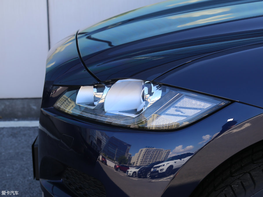 2018ݱF-PACE 2.0T (q)