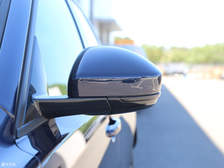 2018ݱF-PACE 2.0T 򌶼