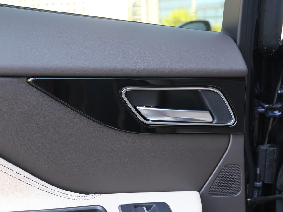 2018ݱF-PACE 2.0T 򌶼