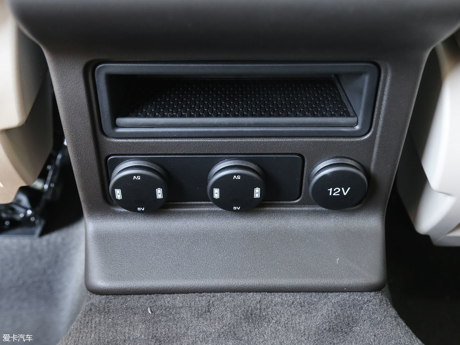 2018ݱF-PACE 2.0T 򌶼